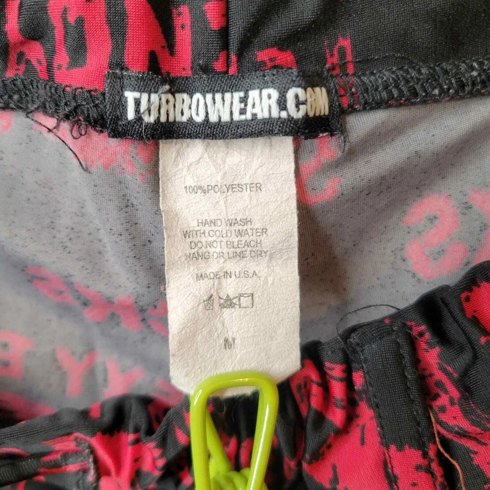 TurboWear Shorts Womens Size M Black Red Stretch Cargo Baggy‎ Dance Hot Kiss y2k - Picture 4 of 9